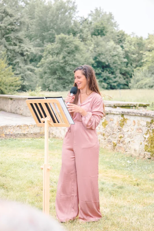 Wedding Celebrant - Les Ceremonies de Melanie